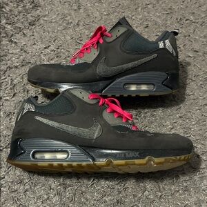 Nike air max 90 undefeated